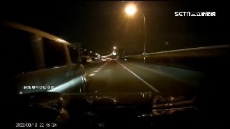 疑遭便衣警逼車　結果是阿伯求警庇護