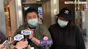  顧寶明靈堂）鍾欣凌、林美秀。（圖／記者廖俐惠攝影）