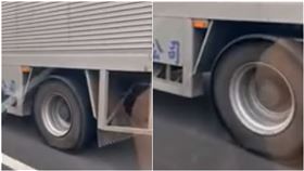貨車國道狂傳「啪啪聲」！內行人一看嚇壞：要爆了快逃（圖／翻攝自爆料公社）