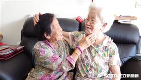 逾90年閨密情／王瓊玲教授授權提供