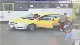 計程車,醉男,毆打,中和,翻攝畫面