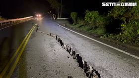 落石,台東,長濱鄉,地震,永福路端（圖／翻攝畫面）