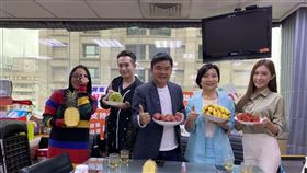 ▲屏東的氣候四季如春，從此地出產的水果更是甜美多汁。（圖／莊瑞雄立委辦公室提供）