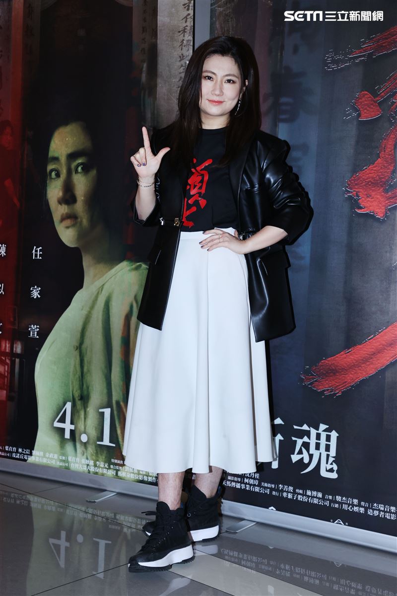 Selina（任家萱）出席「頭七」聯訪，交往半年男友6字直球告白：姐姐我喜歡妳。（記者邱榮吉/攝影）