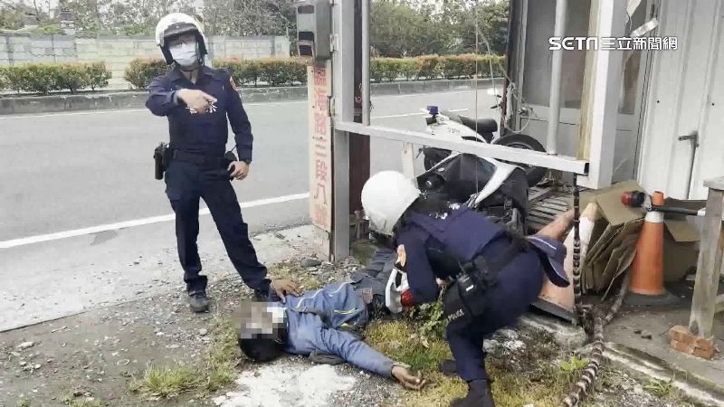 酒駕闖紅燈還無照　男自撞民宅遭逮捕