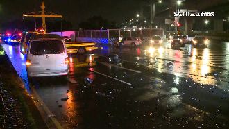 駕駛闖紅燈追撞　騎士遭壓車底不治