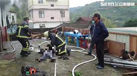 苗栗鐵皮屋火警　1男無生命跡象送醫（圖／翻攝畫面）