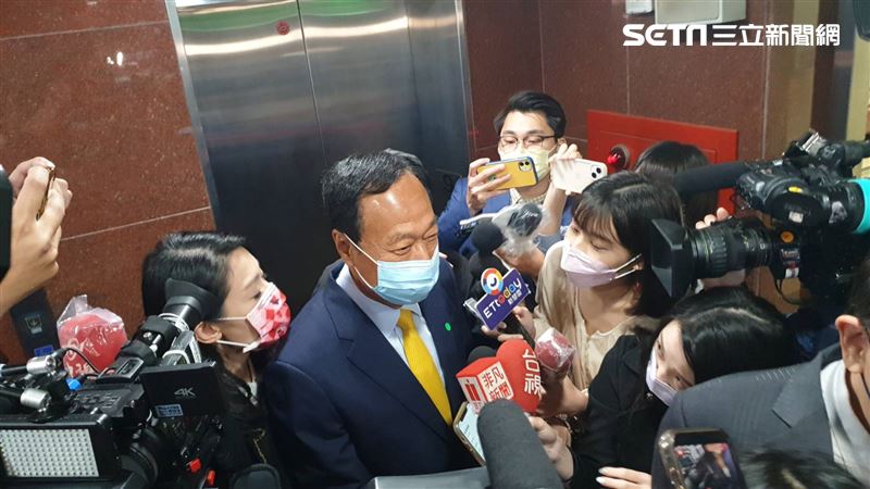 直擊！郭台銘赴立法院「資安即國安」