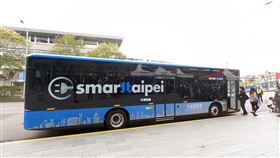 直擊／鴻海台北版MODEL T內裝曝！最快3月底趴趴走。（圖／記者戴玉翔攝影）