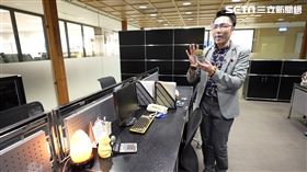 ▲命理老師李行提醒仙人掌不適合擺辦公桌。（圖／Vidol影音提供）