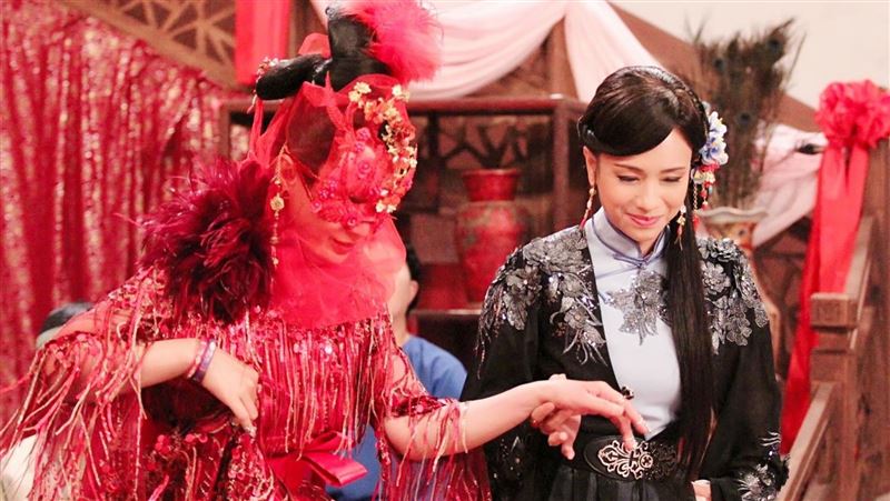 陳亞蘭喜訊藏不住　公開結婚火辣婚紗