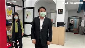 基隆市,林右昌,基隆市長,確診,男警,無罩