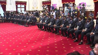 兄弟隊進總統府　賴清德：統一獅最強