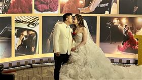 王鼎霖（左）和丁巧唯（右）今補辦婚宴。（圖／記者林明柔攝影）