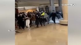 文 搶手表推擠1800