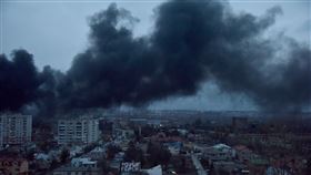 烏克蘭利沃夫遭俄軍攻擊。（圖／路透社／達志影像）