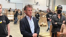 曾深入基輔第一線！奧斯卡影帝：毫無疑問「烏克蘭會贏」（圖／翻攝自coreresponse IG）