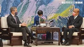 行政院長蘇貞昌28日下午接見美國國家民主基金會（NED）會長威爾森（Damon Wilson）。（圖／記者盧素梅攝影)