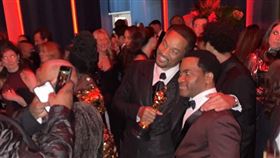 勿用）奧斯卡慶功宴／威爾史密斯。（圖／翻攝自Rebecca Ford推特）