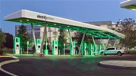 ▲Electrify America豪華充電站。（圖／翻攝Electrify America網站）