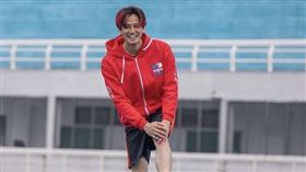 徐新洋挑戰跳高。（圖／翻攝自徐新洋IG)