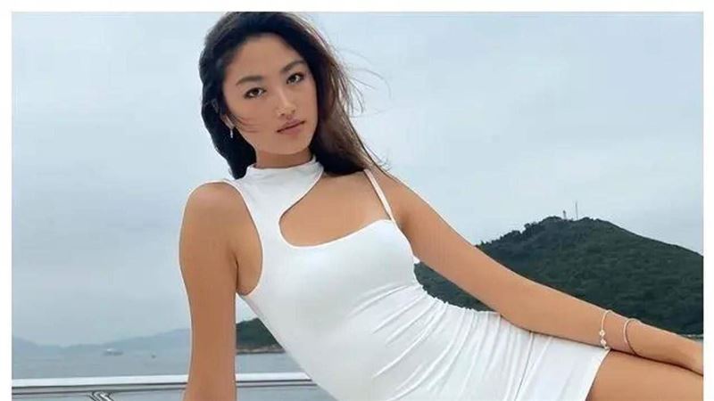 任達華愛女曬大長腿　絕對領域險走光