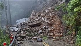 尖石,大雨,土石,山壁（圖／翻攝自臉書《尖石老家》）