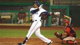 ▲富邦悍將Xavier Batista（霸帝士）熱身賽擊出全壘打。（圖／富邦悍將球團提供）