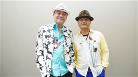 左陳昇，右阿Van，新寶島康樂隊團員／滾石唱片提供