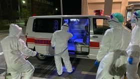 楊鎮浯說明，國內本土疫情持續延燒，加之變種病毒高傳染力，他很遺憾地要告訴各位鄉親報告，金門昨晚出現了確診案例。（圖／翻攝自楊鎮浯臉書）

