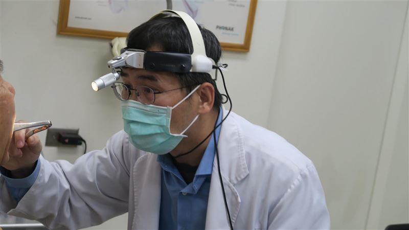 男子鼻塞流鼻水…就醫才知已罹口腔癌