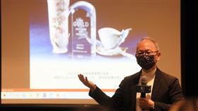 ▲法藍瓷總裁陳立恆回母校分享創業歷程（圖／輔大提供）