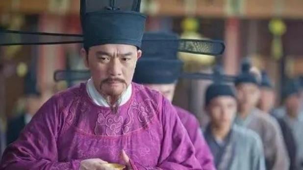 宰相衣服穿30年！皇帝：國庫隨便挑