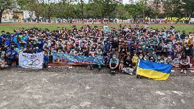 高雄河濱國小「為和平而跑」