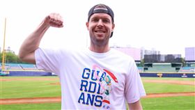 ▲富邦悍將洋投羅力完成隔離。（圖／富邦悍將球團提供）