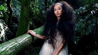 濕身全裸入鏡　薔薔「癱軟失溫」送醫