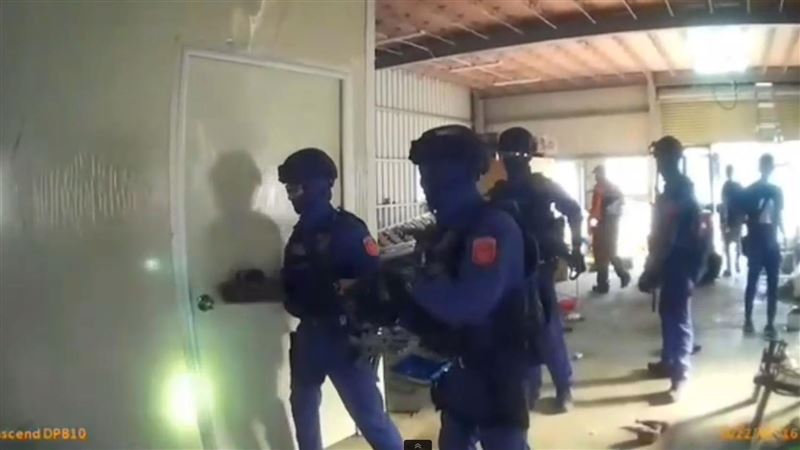 2男南下經營兵工廠　南北警合力逮人