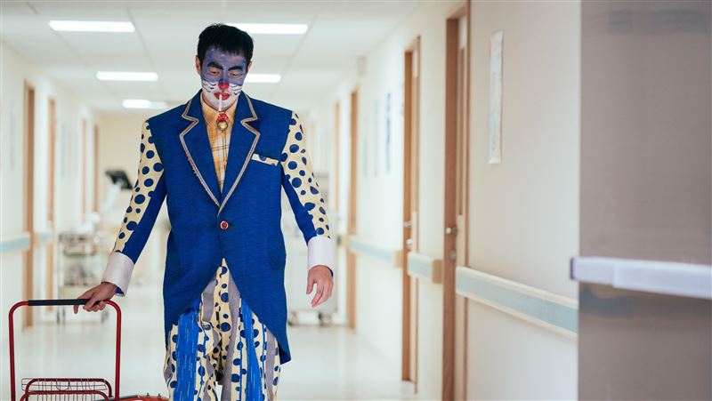 華燈男星爆欠債跑路　扮小丑苟活曝光
