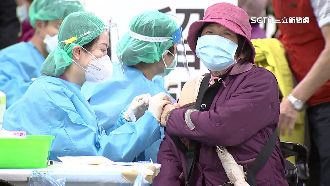 憂無症狀病毒返鄉　醫曝長者潛在風險