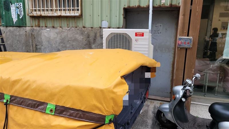 彰化停車遭趕⋯「冷氣裝門前」他看傻