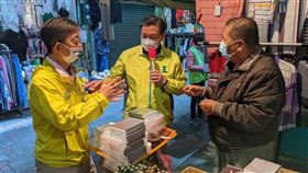  黃金週衝剌！王定宇陪南市新人林建南掃市場