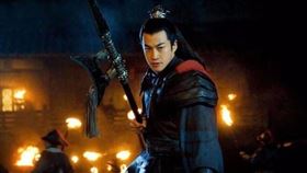 小編個人認為，眾多扮演呂布男星，何潤東最符合形象