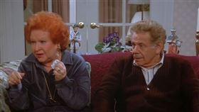 愛絲黛兒哈里斯（左）2日逝世。（圖／翻攝自Seinfeld YouTube）