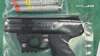 掃墓停車爆口角　男持手槍辣椒水攻擊