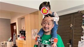 九把刀再當爸（圖／翻攝自九把刀臉書）