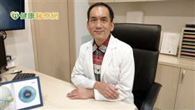 知名連鎖眼科新竹診所院長張沛瑞深耕新竹多年，長期觀察下來發現，竹科相當多人有過度用眼及高度近視問題，近視雷射的詢問度也一直居高不下。