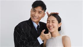 網紅始祖小安 IG