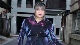 黃小愛出單曲三立新聞網專訪。（記者邱榮吉/攝影）