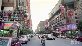 ▲林森北路街景一隅。（圖／1992.7.5聯合報 程思迪攝）