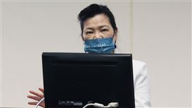 柯文哲憂班班有冷氣恐跳電  王美花：規劃周延台北市長柯文哲日前受訪時對「班班有冷氣」政策電路系統表達擔憂。經濟部長王美花（圖）6日在立法院表示，她不評論柯文哲，但這個政策當時規劃周延，行政院、教育部提供冷氣、電路改善補助，台電也投入超過3000人力免費改善線路。中央社記者郭日曉攝  111年4月6日